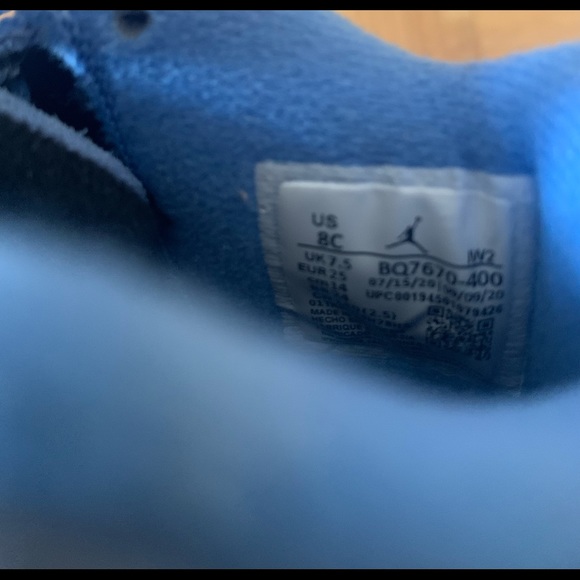 Jordan 4 Retro (TD) University Blue 8C - Picture 6 of 6